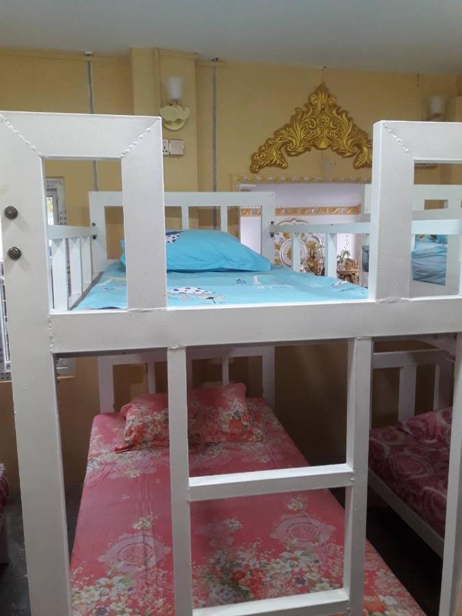 My Family Hostel Nyaung-U Exterior photo